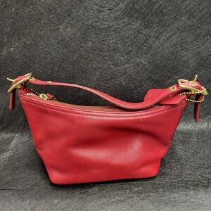 COACH 9844 Red Leather Small Demi Pouch - Costa Rica 2001